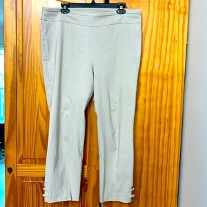 COUNTERPARTS CAPRI PANTS WOMEN SIZE 16P SUPER STRETCH TAN BIEGE 2 FRONT POCKETS